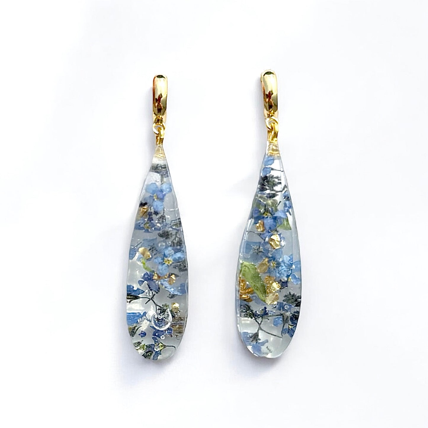 Forget-Me-Not Resin Drop Earrings – Gold Flake & Botanical Elegance
