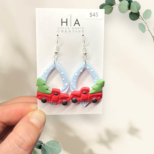 049 - Christmas Earrings